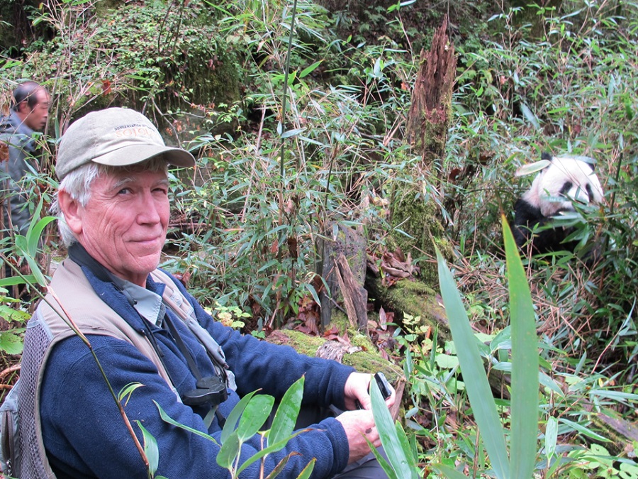 罗素·米特迈尔：驻扎马岛的雨林守护者·.jpg